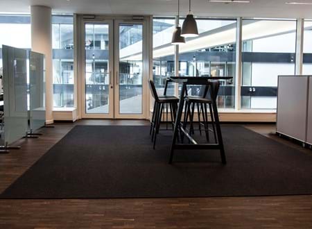 filttæppe kontor indretning